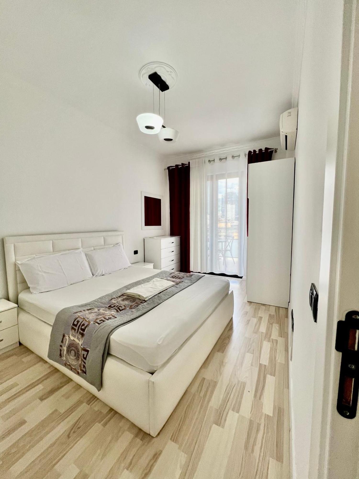 Spiranca Downtown Comfort Lägenhet Tirana Exteriör bild