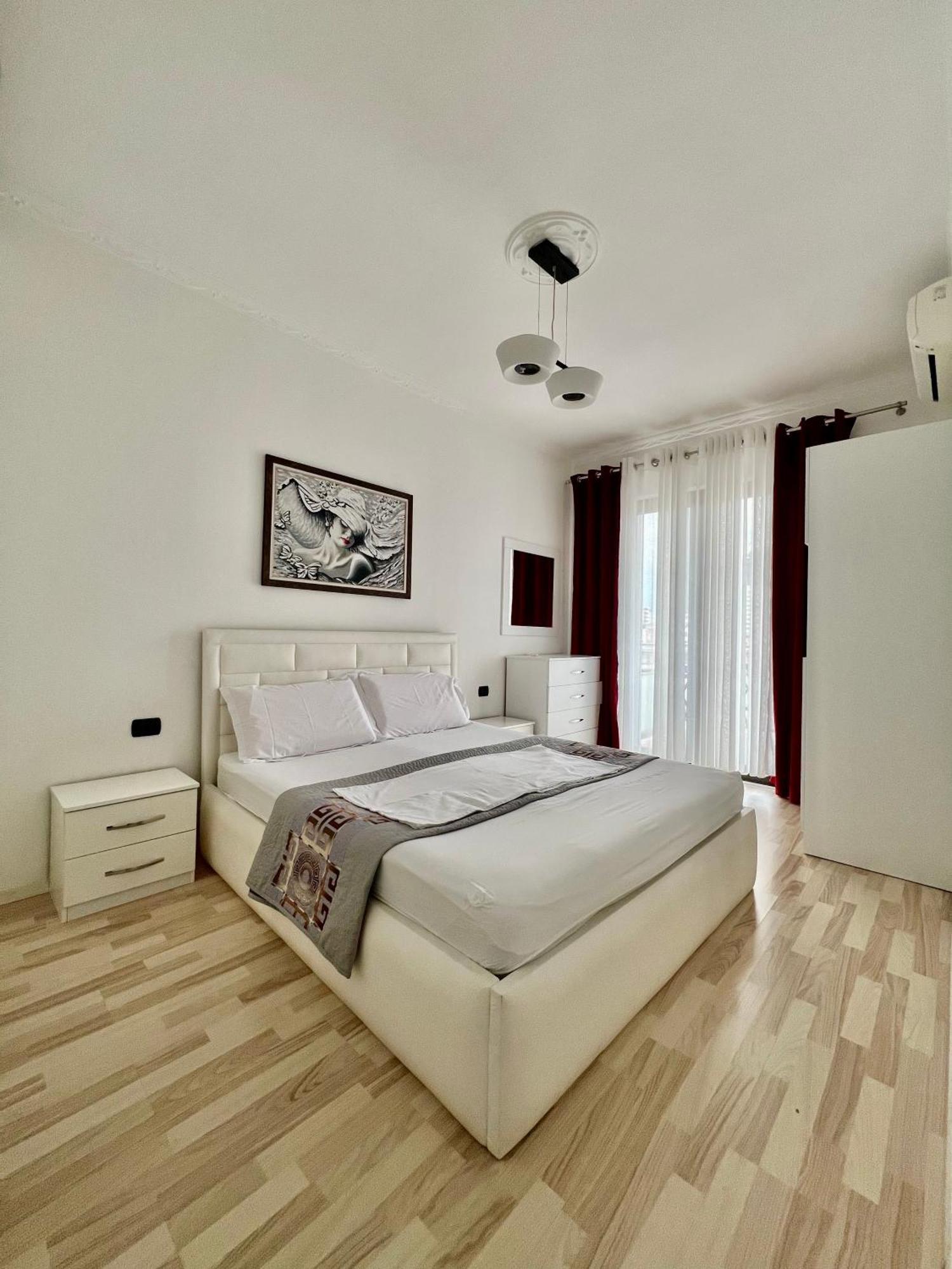 Spiranca Downtown Comfort Lägenhet Tirana Exteriör bild